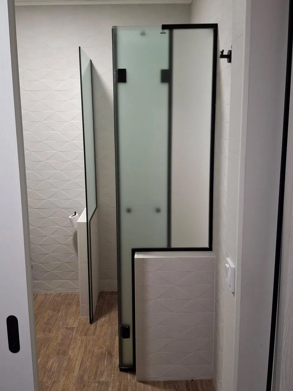 Small bathroom shower ideas